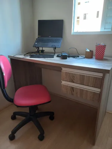 conjunto mesa e cadeira estudo