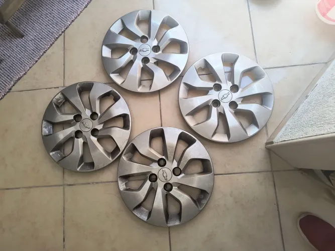 Calotas em ótima condições 