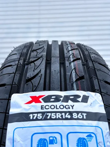 Pneu Novo XBRI 175/75R14 Ecology 175/70R14 Chama