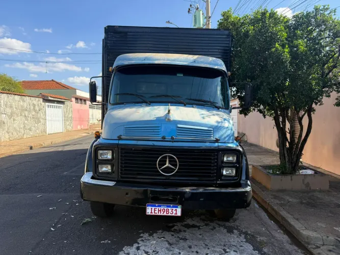 MB 1113 TOCO BAÚ