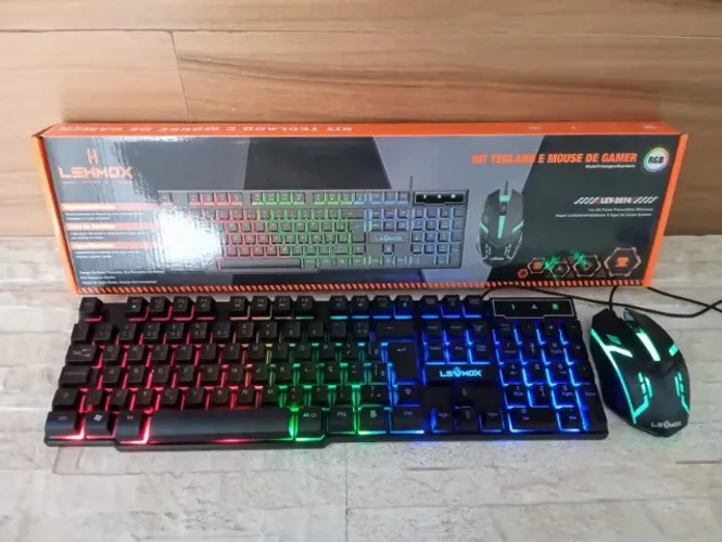 Kit Teclado e Mouse  Gamer Lehmox Led RGB Semi Mecânico