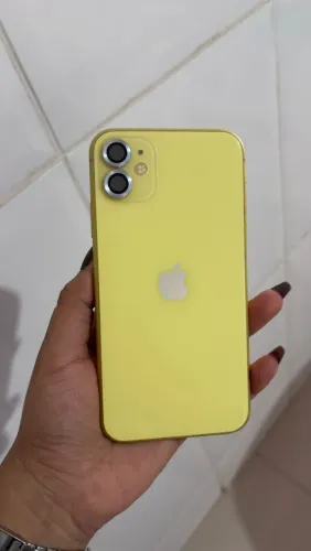iPhone 11 Amarelo - 128GB - Excelente Estado