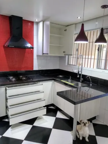 Sobrado para Venda em São Paulo, Jardim Satélite, 2 dormitórios, 1 banheiro, 2 vagas
