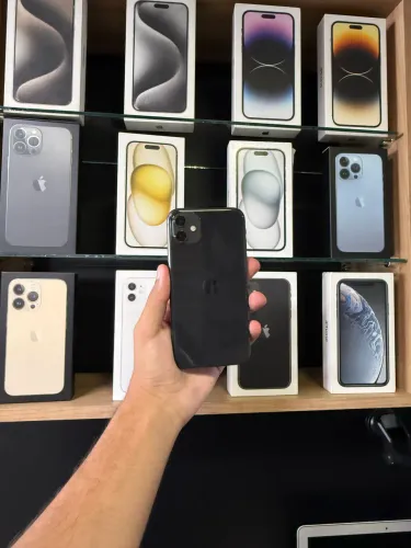 IPHONE 11 128 GB TELA E BATERIA NOVA