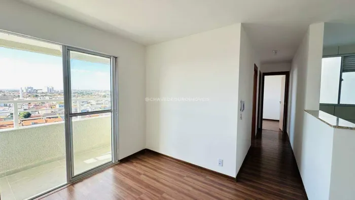 Apartamento à venda no bairro Parque do Mirante, em Uberaba