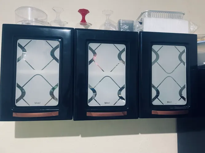 Armário de aço suspenso 