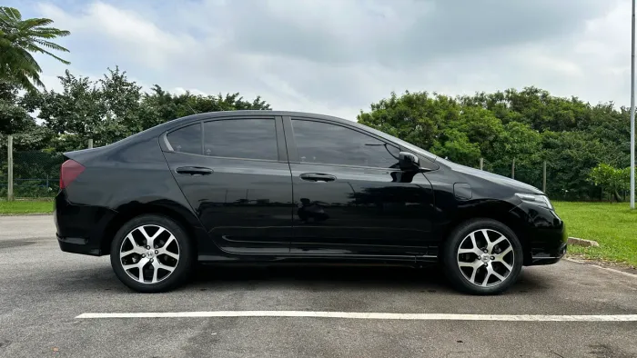 Honda City Sedan Sport 1.5 Flex 16V 4P Mec. 2014