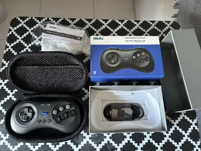 Controle 8bitdo M30 Bluetooth + Case de proteção Drive Nintendo Switch Windows Android