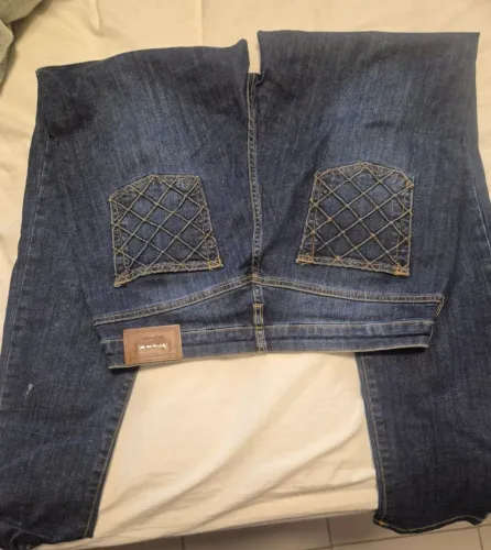 Calça Bruna nova