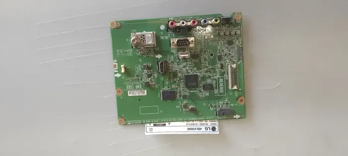 Placa Principal LG 49LV300C EAX67444803