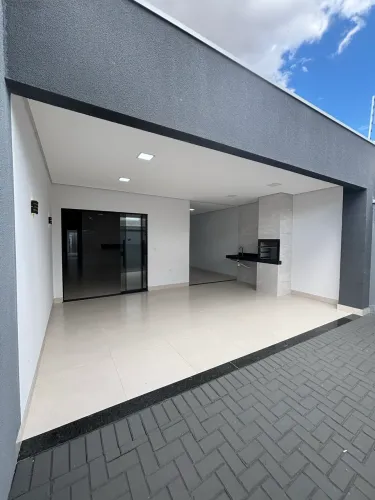 Vendo casa nova na 1505 sul