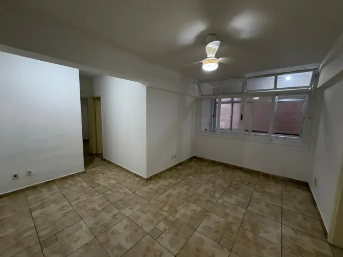 Excelente localização com 2 quartos em Boqueirão - Santos - SP