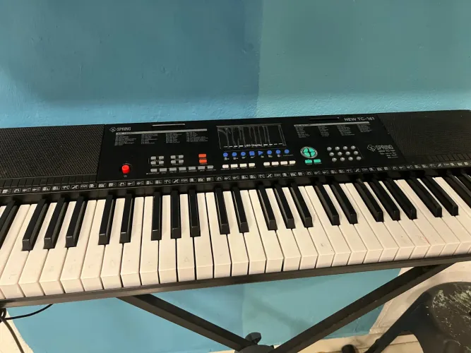 Teclado com suporte
