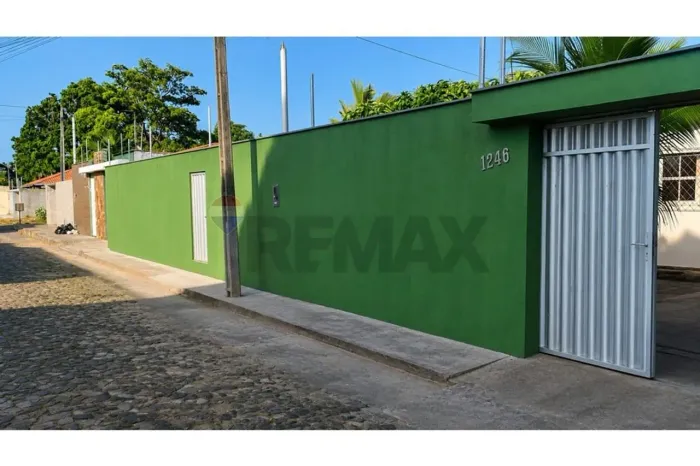 Casa ampla para alugar com suíte, jardim de inverno e terraço!