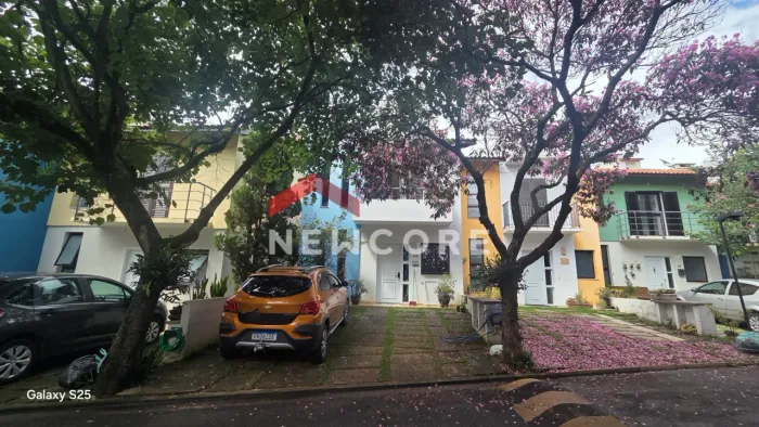 Casa de condomínio em Estrada Velha de Sorocaba - Granja Viana - Cotia/SP