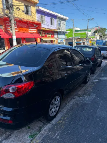 Peugeot 207 Sedan Passion XR 1.4 Flex 8V 4P 2013