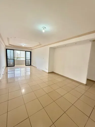 Alugo apto 3 Qts e 3 banheiros no Edf. Thais Dias | 105MT2 - Madalena, Recife.