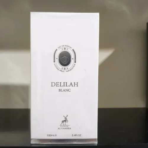 Perfume feminino Delilah Blanc Maison Alhambra Edp 100ml