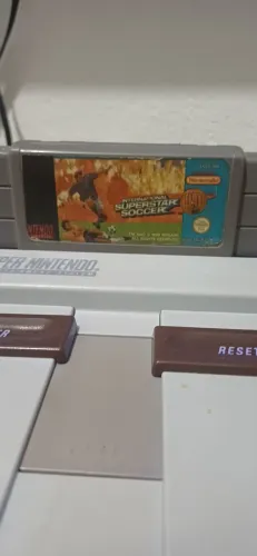 CARTUCHO, FITA PARA SUPER NINTENDO SNES, FAT OU BABY, FUTEBOL, TESTADA E FUNCIONANDO.