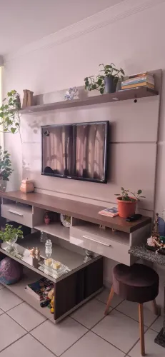 Painel e mesa de centro