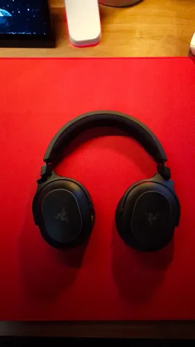 Razer Barracuda X Chroma