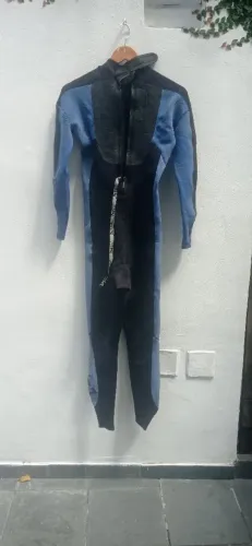 Roupa de surf QuickSilver 2mm