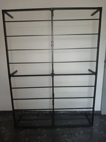 Estrado de cama reforçado