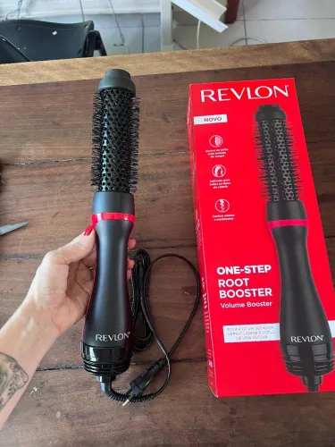 Escova Secadora Alisadora Revlon 