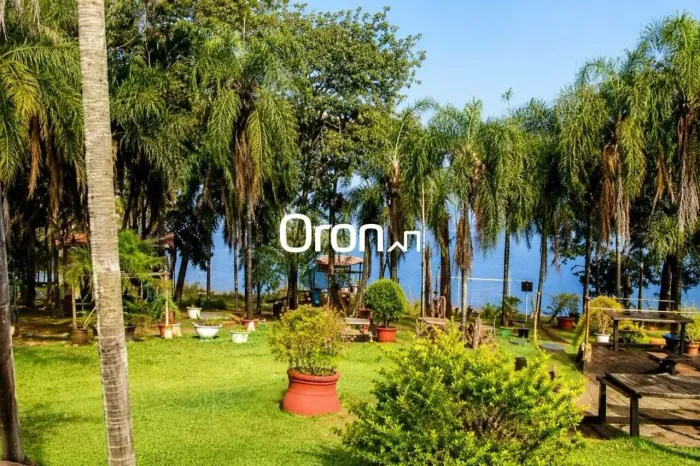 Chácara com 4 dormitórios à venda, 30000 m² por R$ 590.000,00 - Zona Rural - Água Limpa/GO