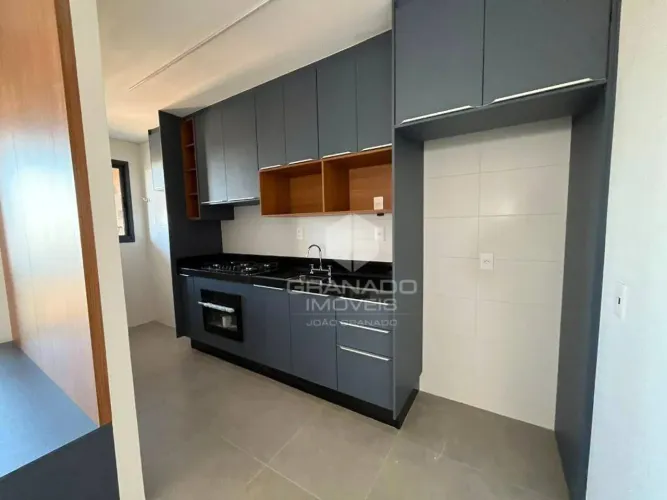 Apartamento com 2 dormitórios para alugar, 85 m² por R$ 4.500/mês - Zona 08 - Maringá/PR