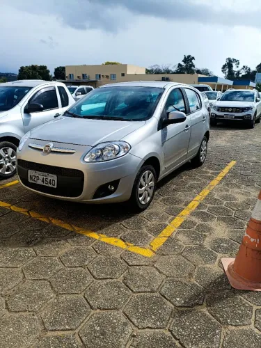 Fiat Palio Attractive 1.0 EVO Fire Flex 8V 5P 2012