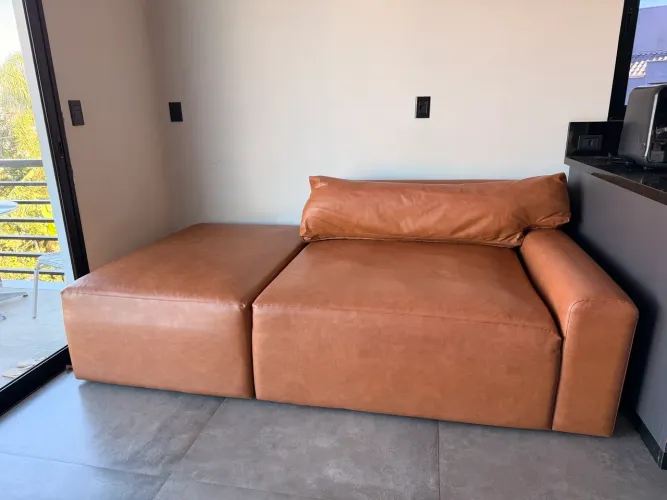 Sofá Modular Caramelo 2,23m - Praticamente Novo