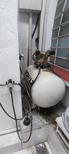 Compressor Odontológico Schuz 130 litros
