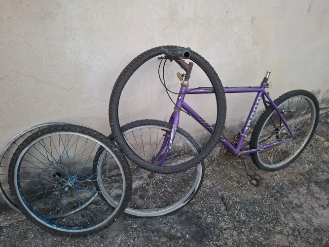 BIKE RETIRADA PEÇAS