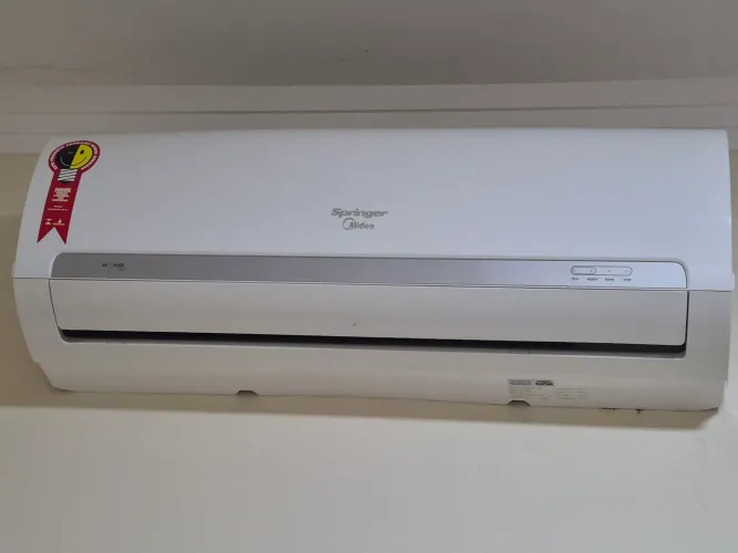 VENDO ESSE AR CONDICIONADO 12 MIL BTUS