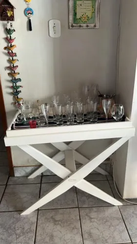 Barzinho em MDF em ótimo estado!