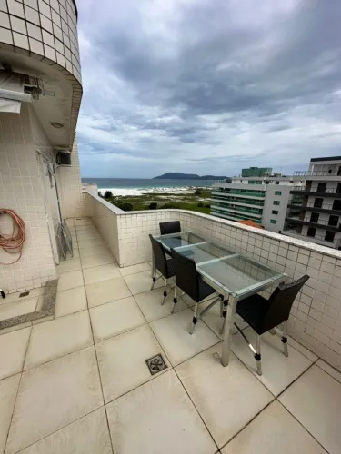 Cobertura para Venda em Cabo Frio, Braga, 3 dormitórios, 2 suítes, 3 banheiros, 2 vagas
