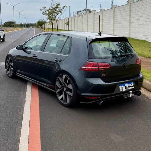 Volkswagen Golf GTI 2.0 TSI 220cv Aut. 2015
