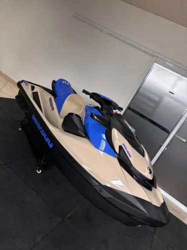 Jet Ski WAKE 170 2025 com 23 horas - IDF, SOM, TORRE WAKE 