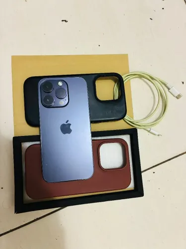 iPhone 14 Pro de 256 GB - Roxo-Profundo (Ótimo estado de conservação e todo original)