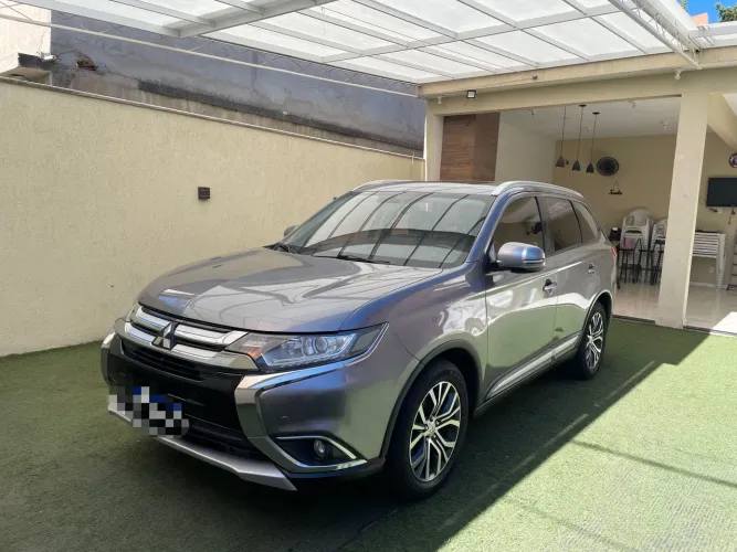 Mitsubishi Outlander Comfort 2.0 16V Aut. 2018