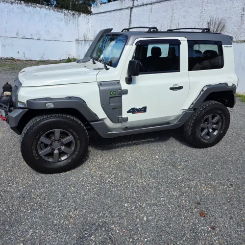 Troller T-4 4X4 3.2 20V TDI Cap. Rígida Diesel 2018