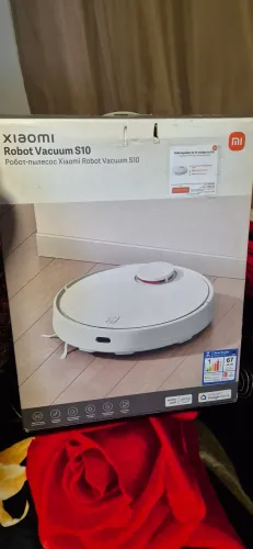 Xiaomi Robot Vaccum S10 Aspira e passa pano - Ainda na garantia
