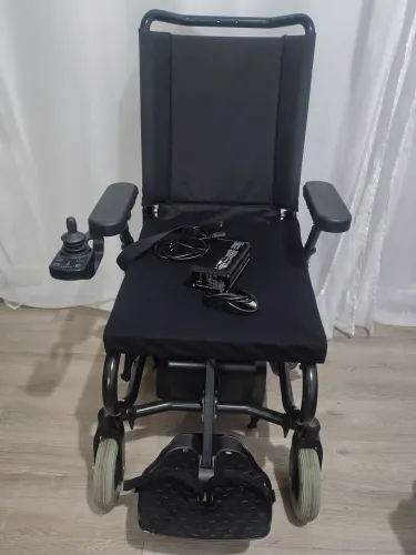 Cadeira de rodas motorizada OTTOBOCK