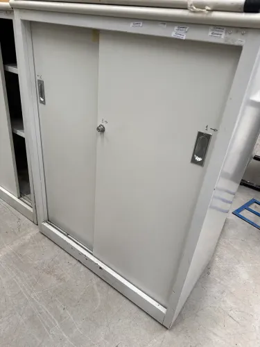 Armário multiuso 90x50x117 médio escritório loja