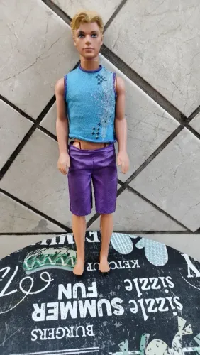 Boneco Ken Barbie