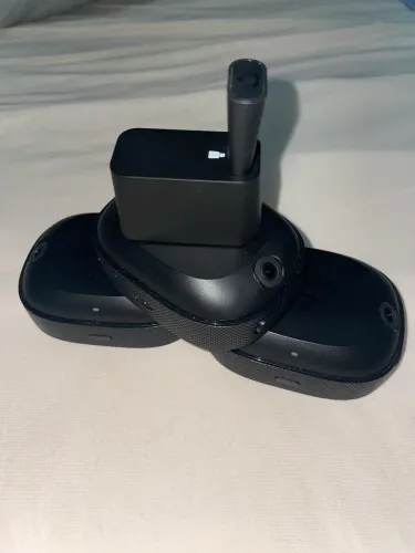 HTC Vive Ultimate Tracker 3 pack + Dongle