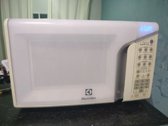 Microondas Eletrolux 31 LT