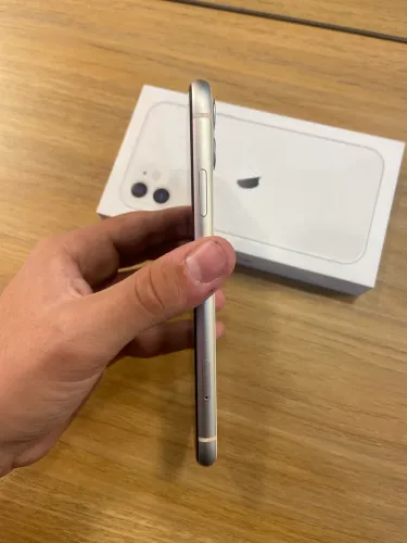 IPHONE 11 128GB BRANCO ?
