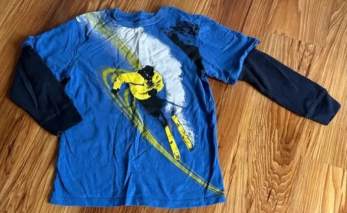 Camiseta GAP tamanho 6-7 anos importada (Desapego)